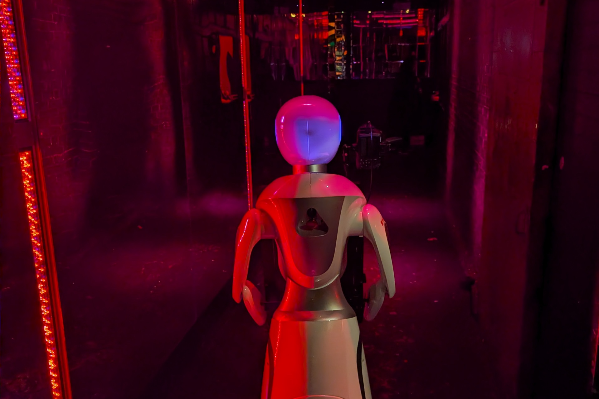 Rear view of Amy the AI robot photobooth